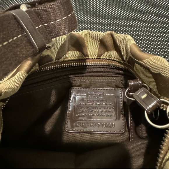 Coach Signature Stripe Crossbody File Bag Handbag Purse - Picture 8 of 11